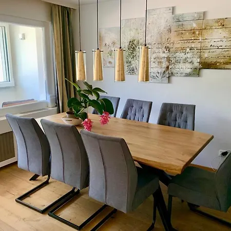 Wef Platz Centre 3,5 With Garage Давос